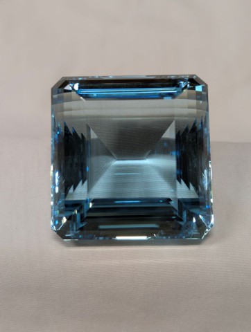 Atemberaubender Aquamarin