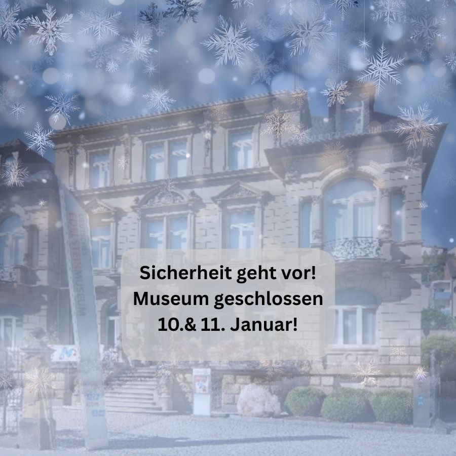 Man sieht die Fassade des Deutschen Edelsteinmuseums im Schneegestöber (mit Ki angepasst)